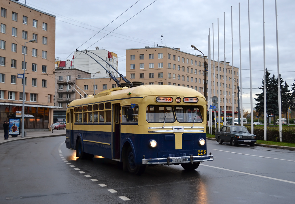 Санкт-Петербург, МТБ-82Д № 226; Санкт-Петербург — 75-летие Ленинградского-Петербургского троллейбуса