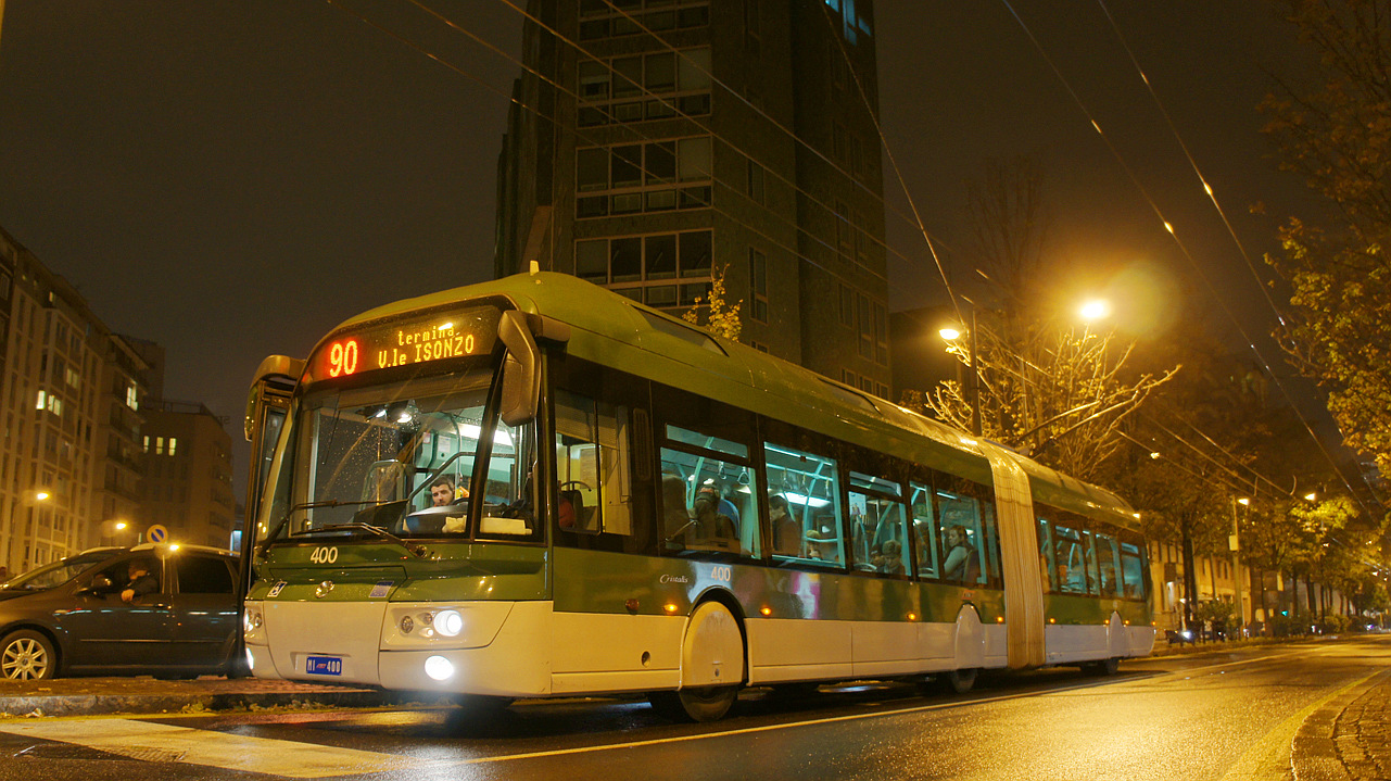 Milano, Irisbus Cristalis ETB 18 — 400