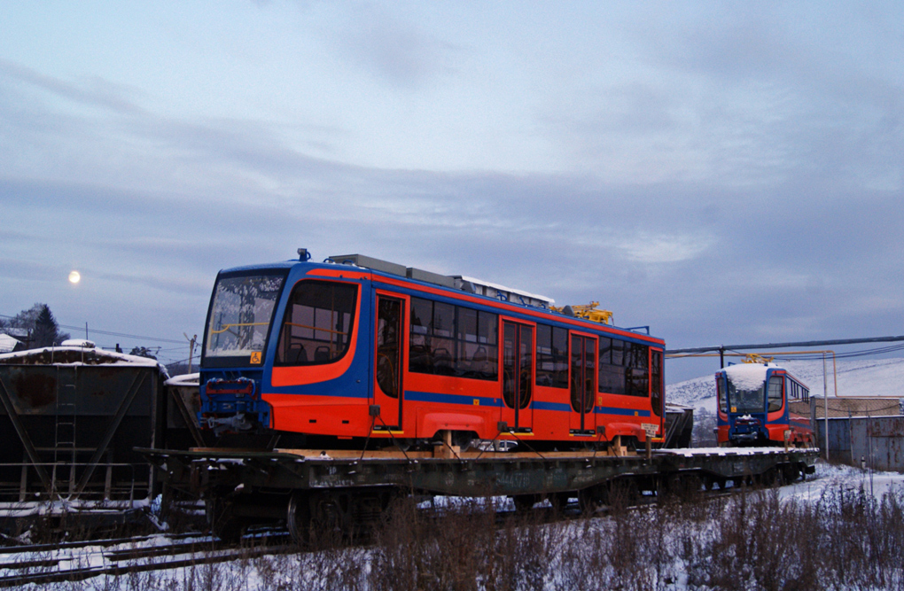 Perm, 71-623-00 № 570; Perm, 71-623-00 № 568; Ust-Katav — New cars