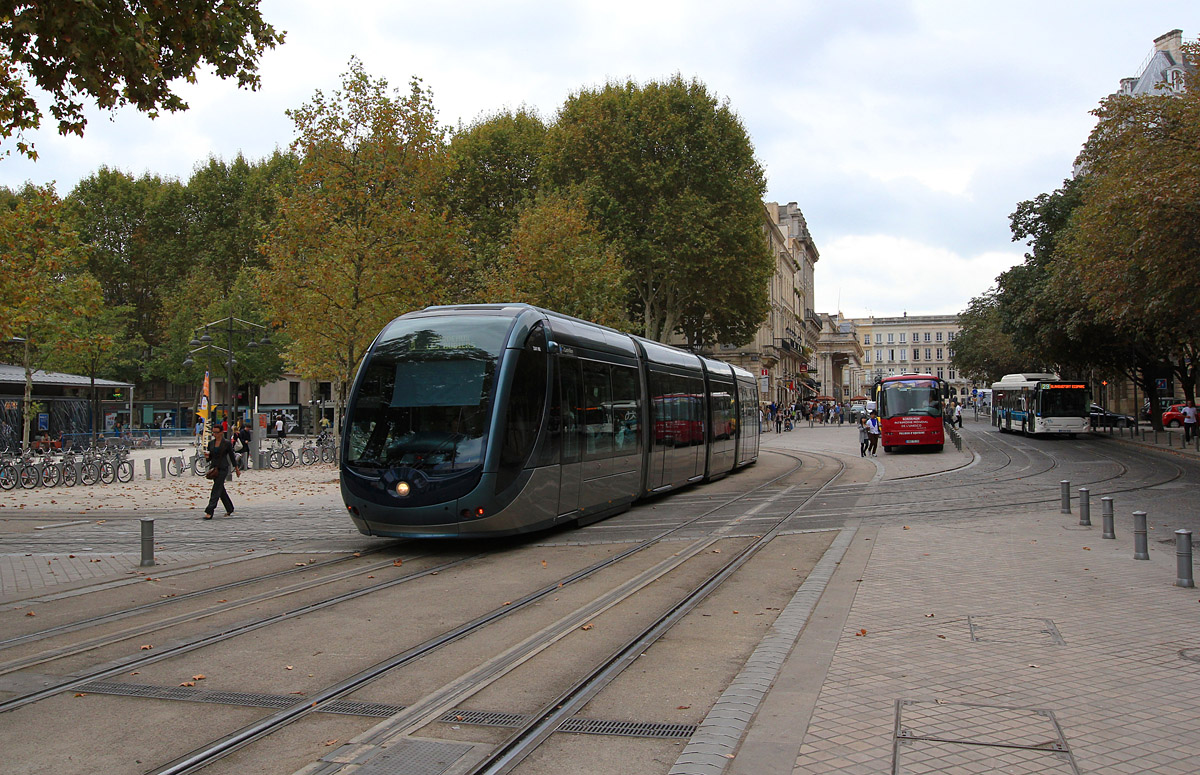 Bordeaux, Alstom Citadis 302 — 2241