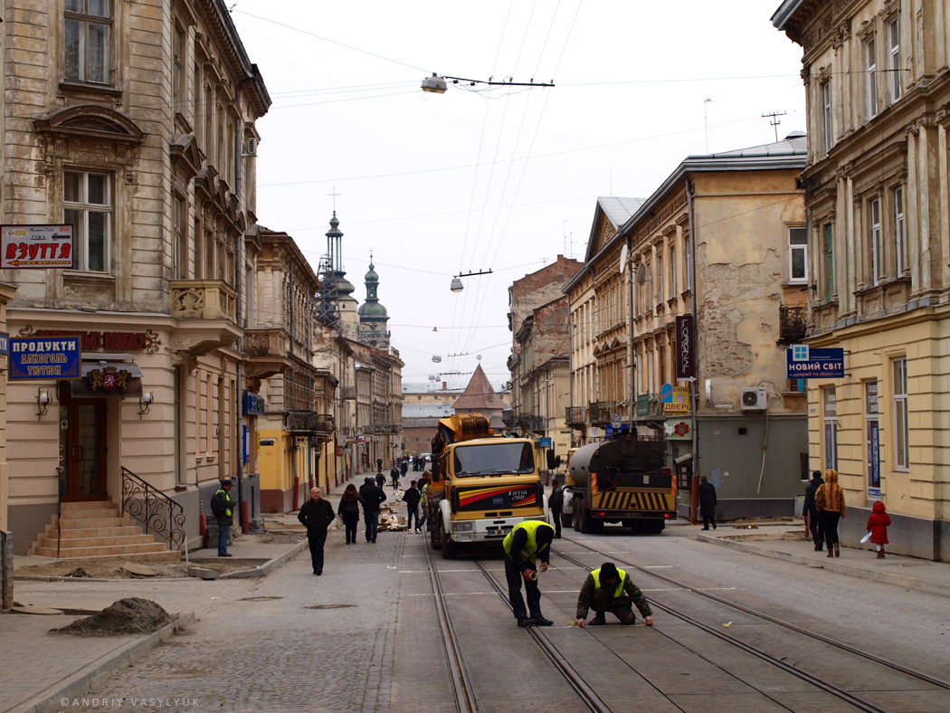 Lvov — Tracks reconstruction: Lychakivska str. [15.06-20.11.2011]