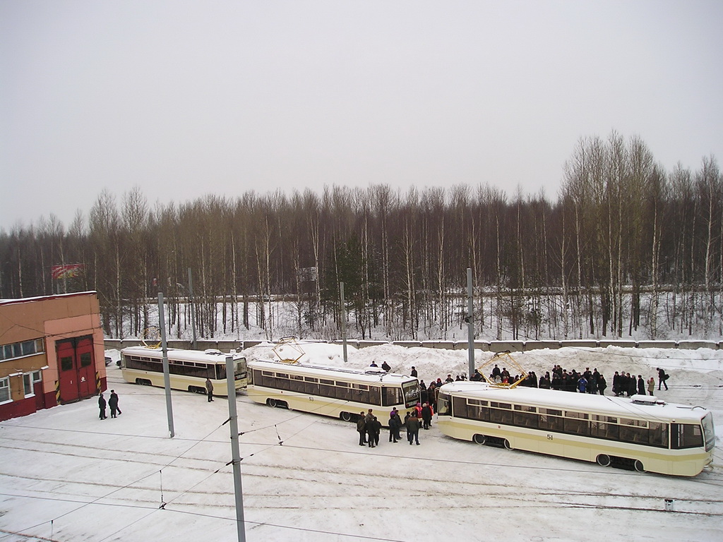 Yaroslavl, 71-619KT Nr 52; Yaroslavl, 71-619KT Nr 53; Yaroslavl, 71-619K Nr 51; Yaroslavl — New trams; Yaroslavl — Tram depot # 4