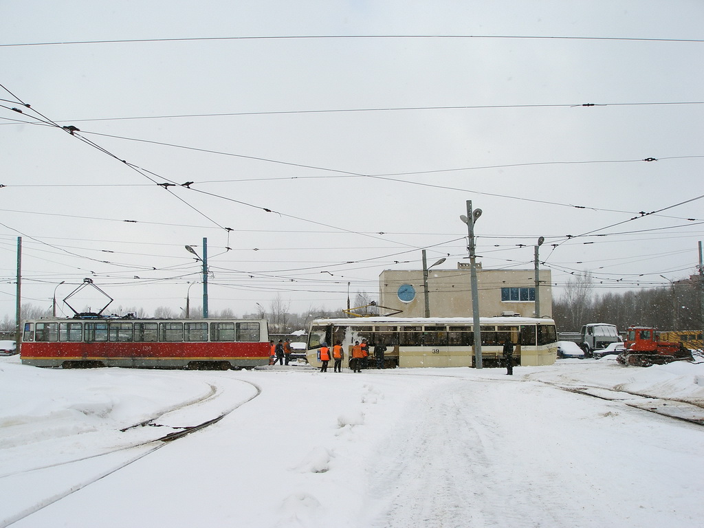 Jaroslavlis, 71-605A nr. 134; Jaroslavlis, 71-619KT nr. 39; Jaroslavlis — Tram depot # 4