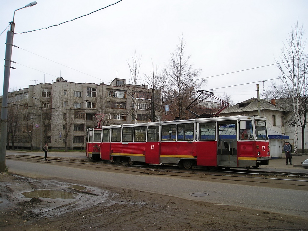 Yaroslavl, 71-605A č. 12