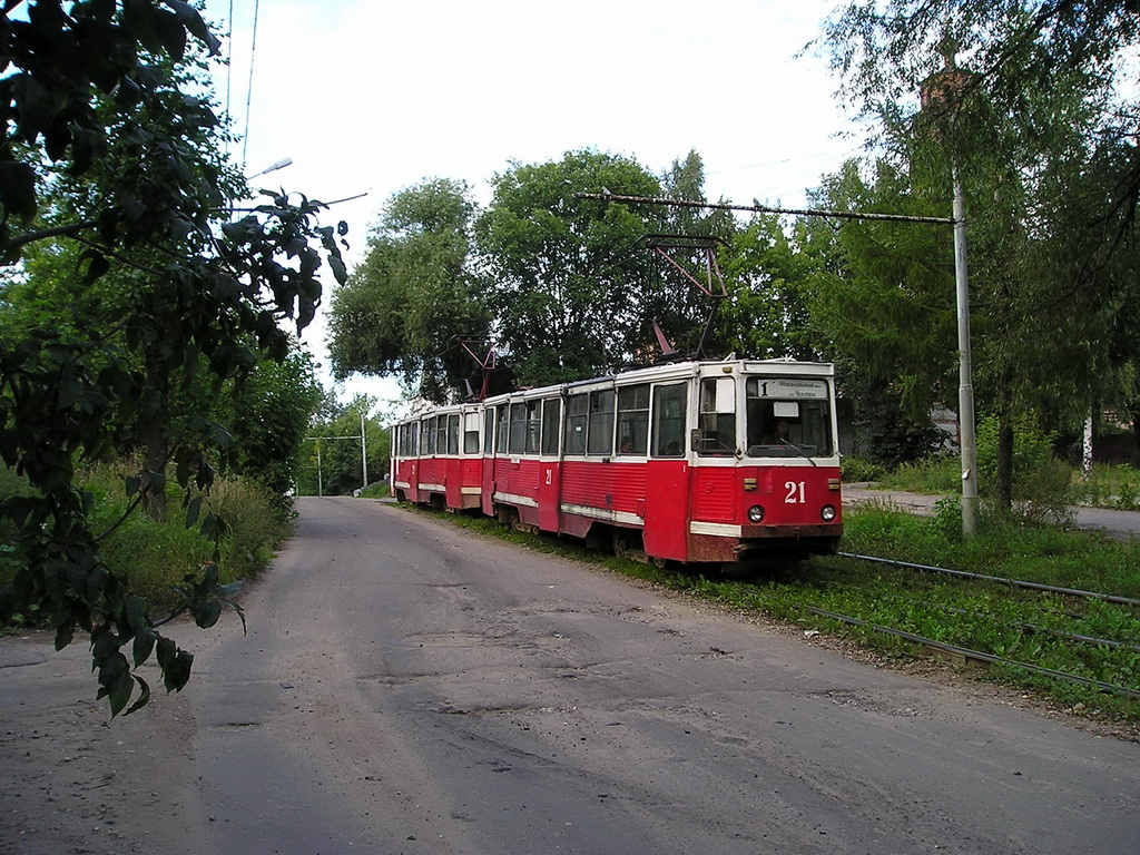Iaroslavl, 71-605 (KTM-5M3) N°. 21; Iaroslavl, 71-605 (KTM-5M3) N°. 22