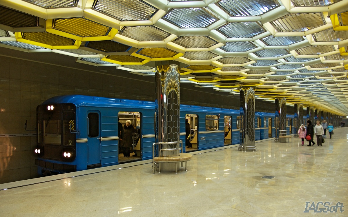 Екатеринбург, 81-717.5 (ЛВЗ/ВМ) № 8907; Екатеринбург — Метрополитен