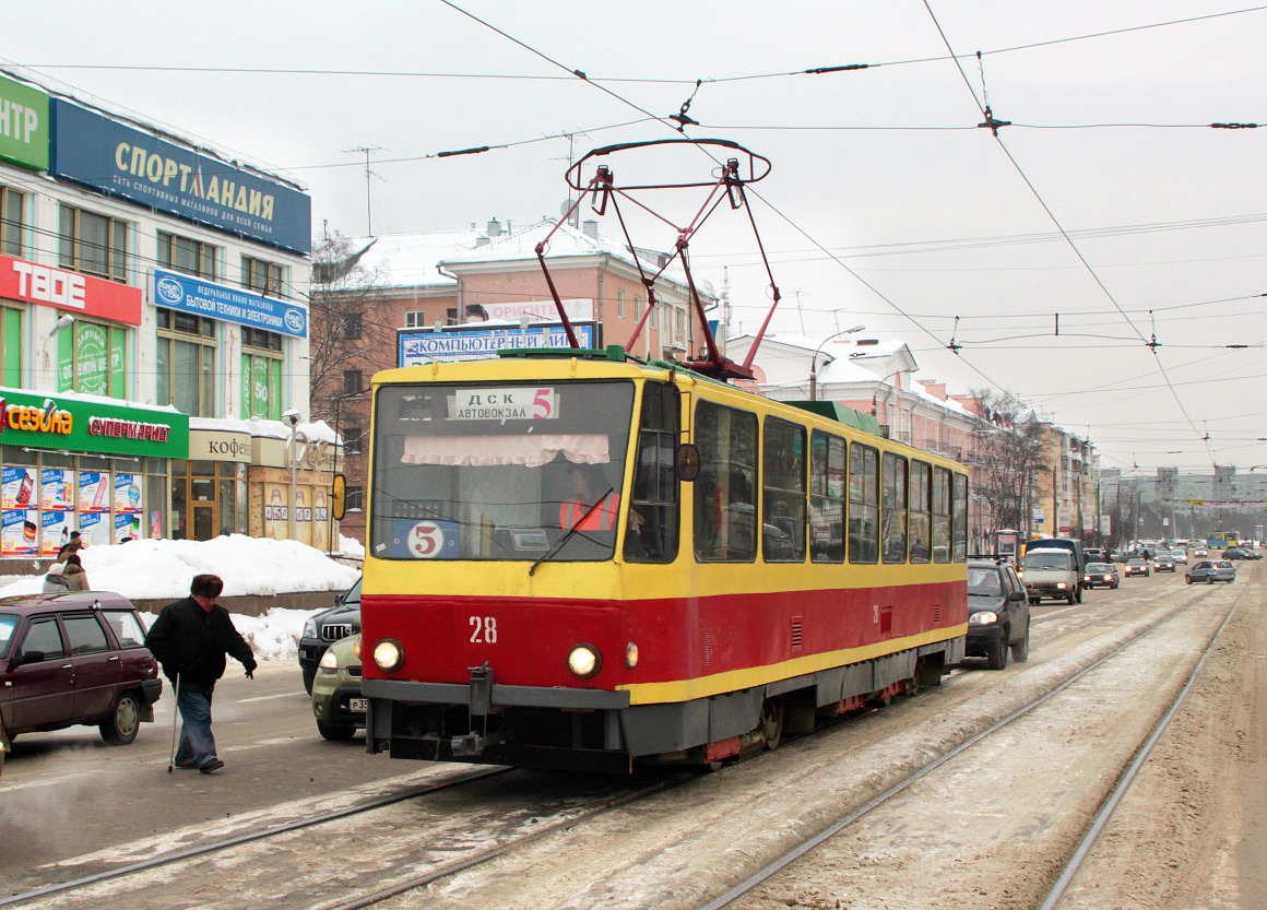 Tver, Tatra T6B5SU № 28