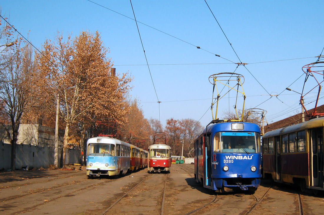 Oděsa, Tatra T3SU č. 4081; Oděsa, Tatra T3SU č. 3256; Oděsa, Tatra T3R.P č. 3285; Oděsa — Tramway Depot #2