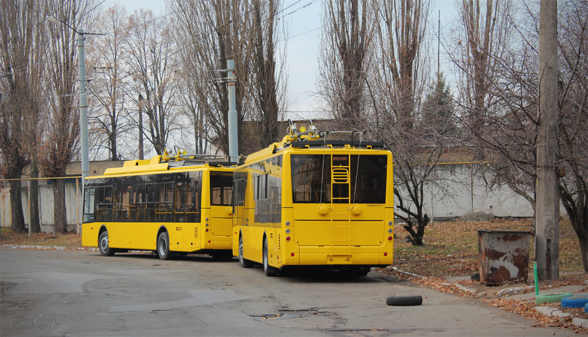 Киев, Богдан Т70110 № 3352; Киев — Троллейбусы без номеров