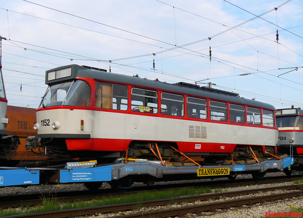 София, Tatra T4DC № 1152; София — Доставка и разтоварване на T4D-C от Хале — юли 2011 г.