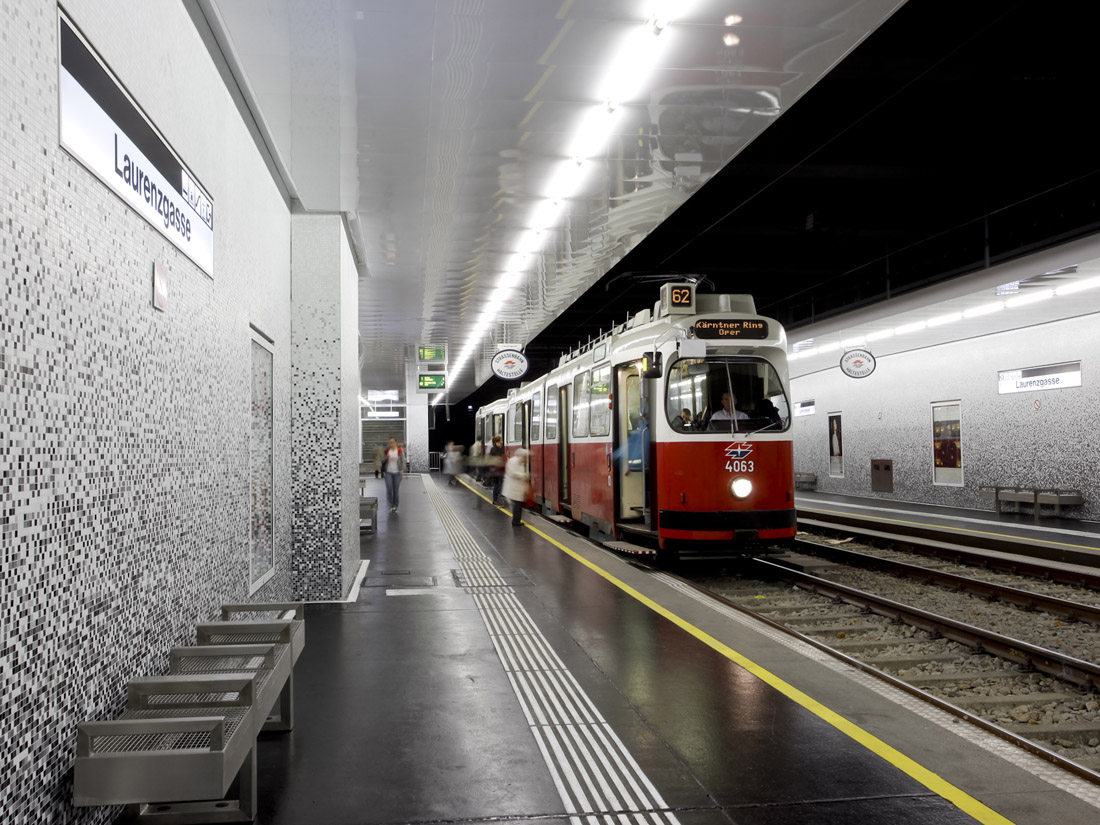 Вена, SGP Type E2 № 4063; Вена — Подземный трамвай — USTRABA (Unterpflasterstrassenbahn)