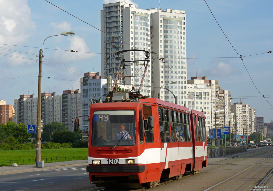 Saint-Petersburg, 71-147A (LVS-97A) # 1202