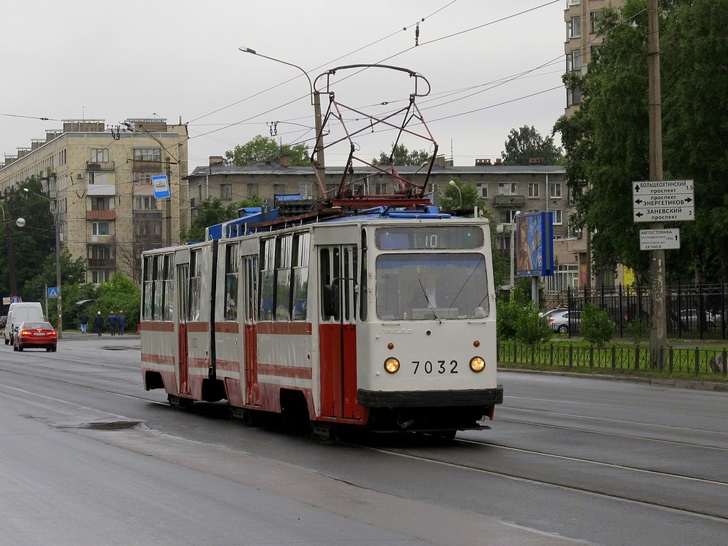 Sankt Petersburg, LVS-86K Nr 7032