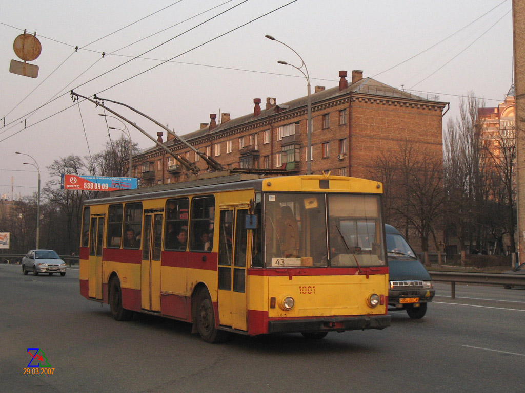 Киев, Škoda 14Tr02/6 № 1001