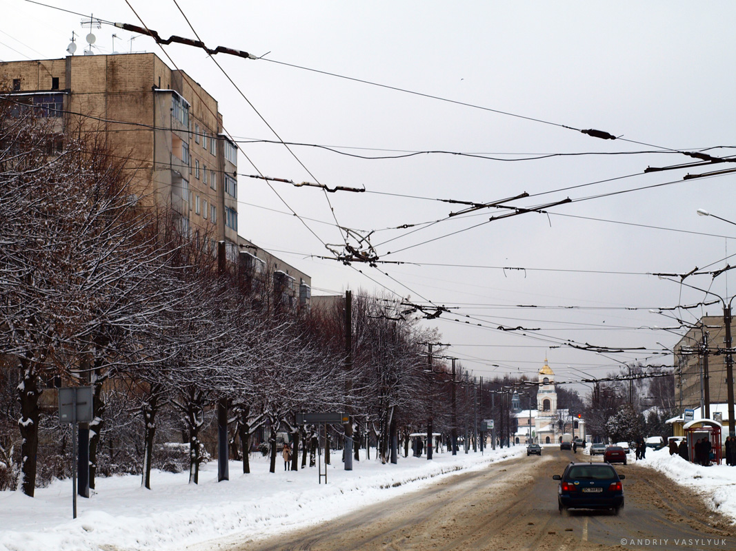 Léopol — Building of trolleybus lines