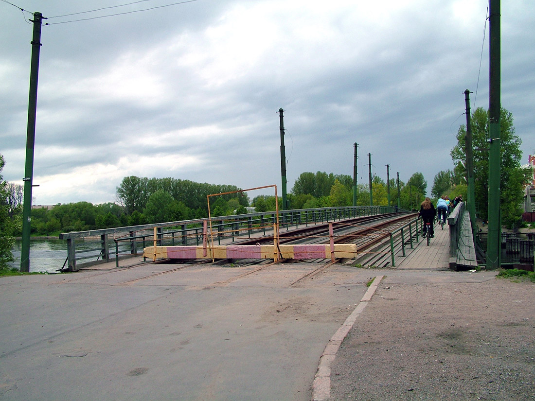 Pietari — Bridges; Pietari — Dismantling and abandoned lines