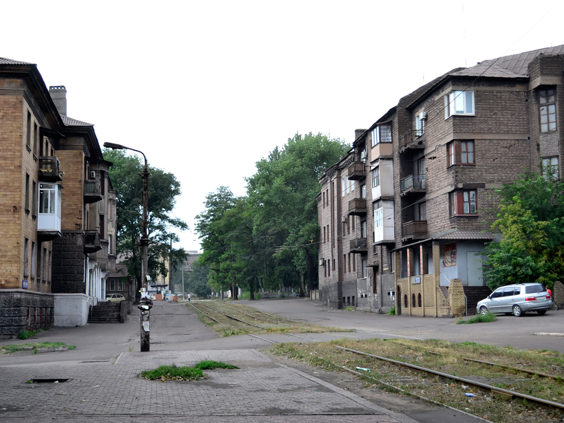 Jenakijevė — Tram lines