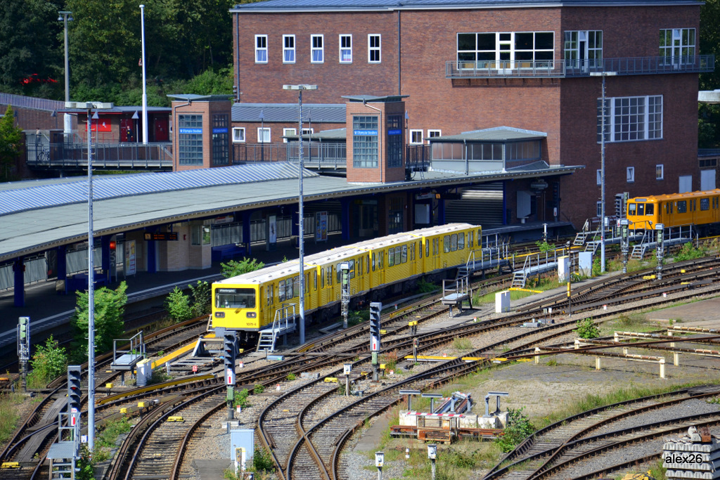 Берлин, BVG GI/1E № 1079-4; Берлин, BVG GI/1E № 1079-3; Берлин, BVG GI/1E № 1079-2; Берлин, BVG GI/1E № 1079-1; Берлин — U-Bahn — линия U2; Берлин — U-Bahn — Депо и отстойники | Werkstätten und Wagenhallen