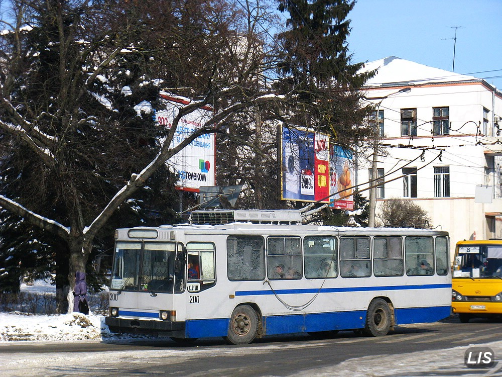 Lutsk, YMZ T2 nr. 200