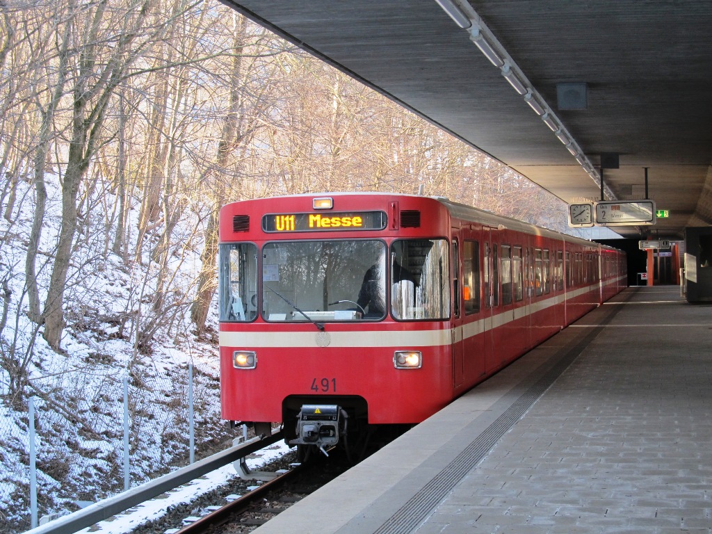 Нюрнберг, VAG-Baureihe DT1 № 491; Нюрнберг — U-Bahn — линия U1