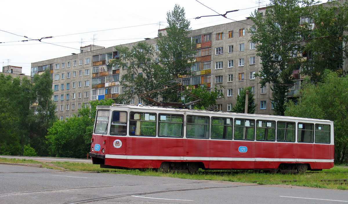 Omsk, 71-605 (KTM-5M3) č. 121