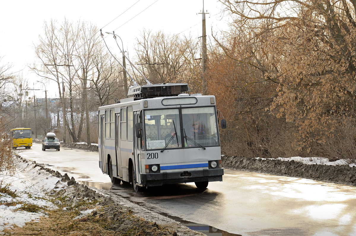 Lutsk, YMZ T2 č. 200