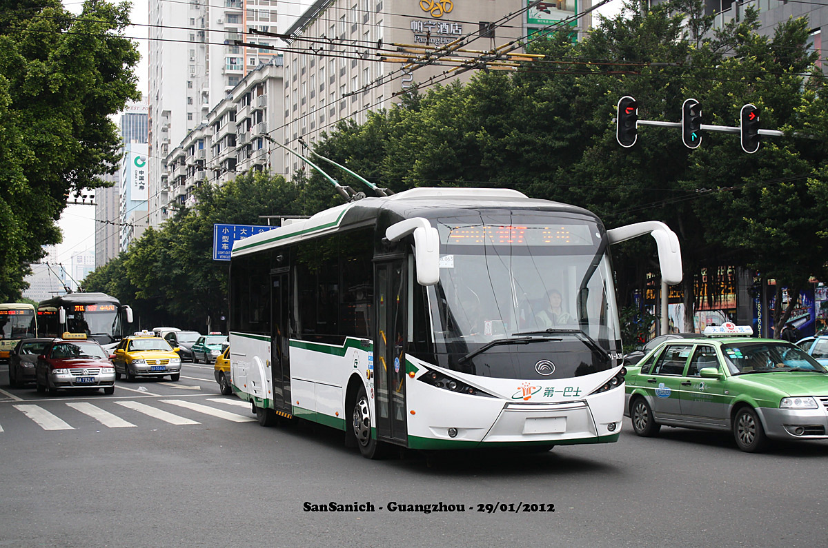Гуанчжоу, Yutong ZK6120EGQAA (Transformer 2) № D1-A216