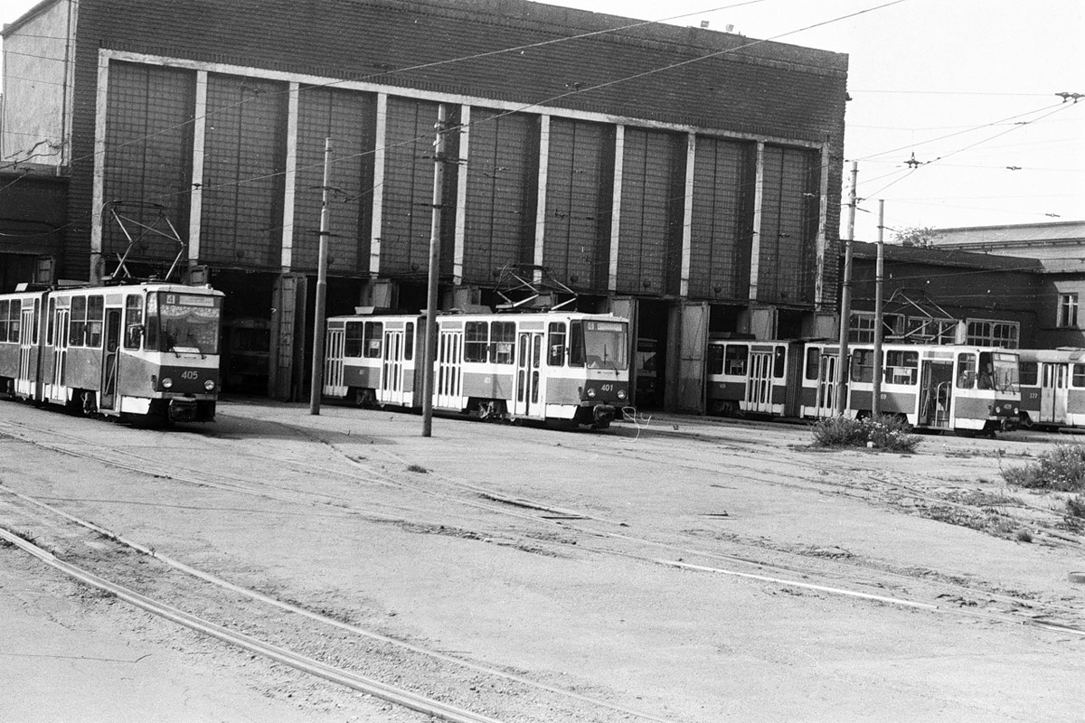 Калининград, Tatra KT4SU № 405; Калининград, Tatra KT4SU № 401; Калининград — Старые фотографии