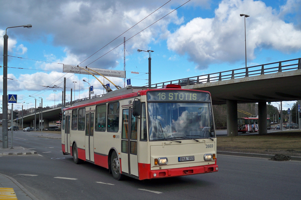 Вильнюс, Škoda 14Tr17/6M № 2669