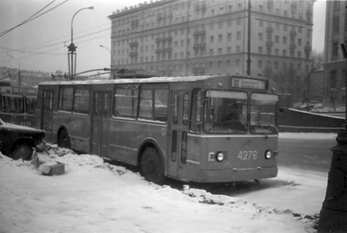 Moscow, ZiU-682V-012 [V0A] # 4276; Moscow — Historical photos — Tramway and Trolleybus (1946-1991)