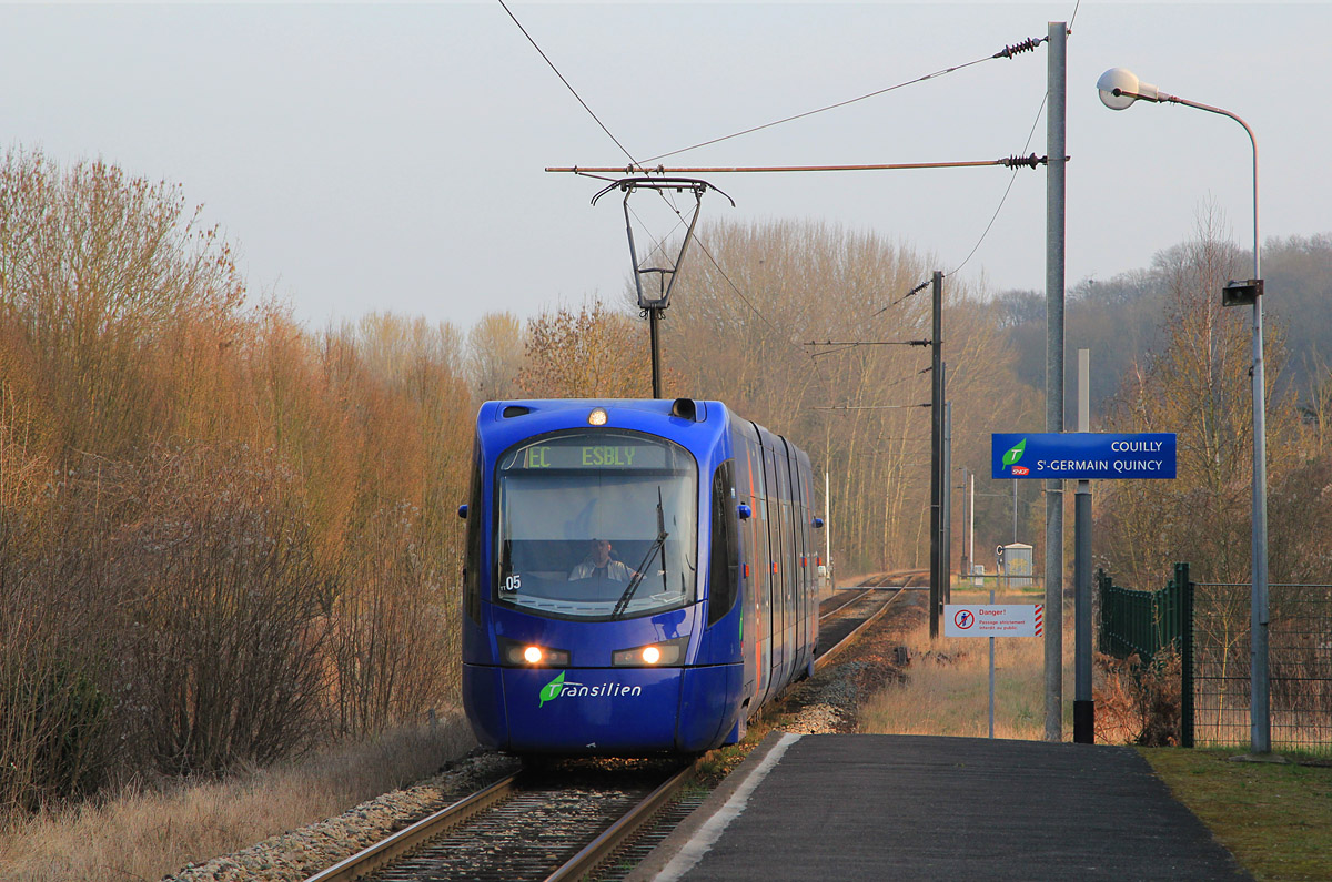 Paris - Versailles - Yvelines, Siemens Avanto/S70 č. TT 05 (U 25509/10); Paris - Versailles - Yvelines — Railway line Esbly — Crécy-la-Chapelle