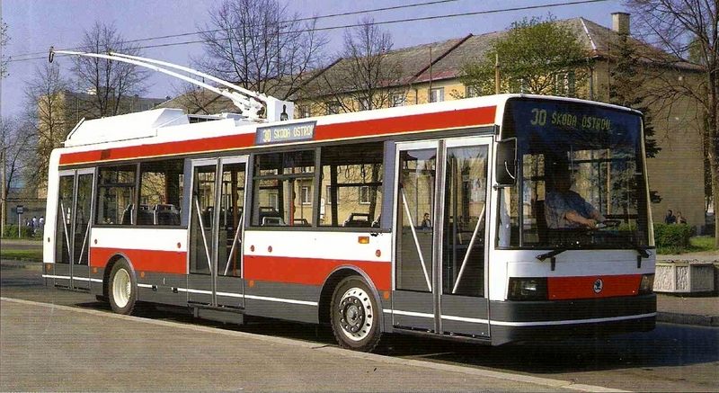 奧斯特羅夫 — New Škoda trolleybuses