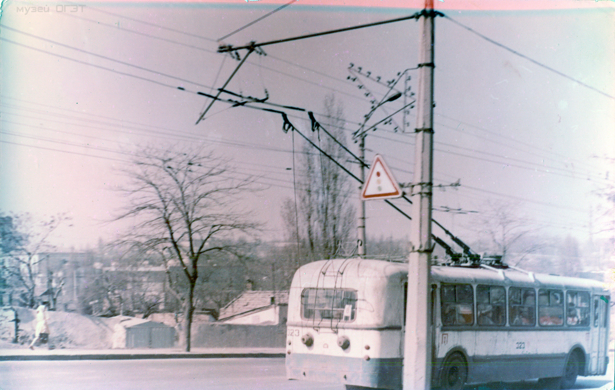 Одеса, ЗиУ-5Д № 323; Одеса — Історичні фотографії: тролейбус