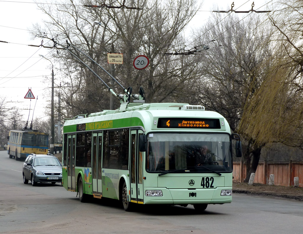 Чернигов, Еталон-БКМ 321 № 482