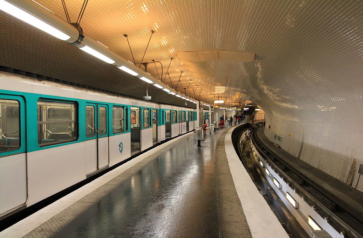 Париж -  Версаль -  Ивелин — Метрополитен — Линия 3-bis