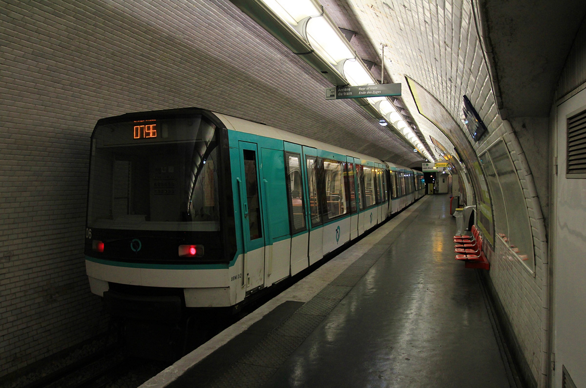 Большой Париж -  Версаль -  Ивелин, Alstom MF 88 № 06