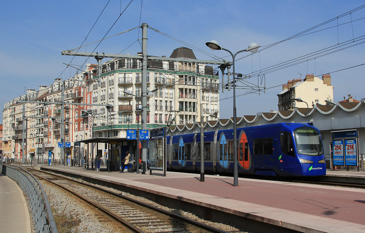Grand Paris - Versailles - Yvelines, Siemens Avanto/S70 č. TT 06 (U 25511/12); Grand Paris - Versailles - Yvelines — Tram line T4
