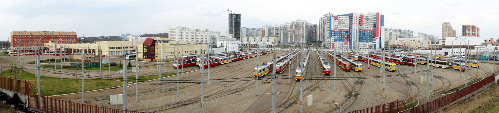 Moskwa — Tram depots: [3] Krasnopresnenskoye. New site in Strogino; Moskwa — Views from a height