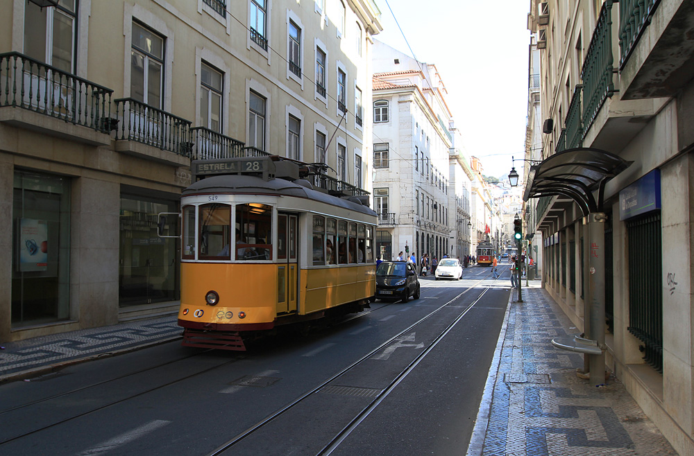 Lissabon, Carris 2-axle motorcar (Remodelado) # 549