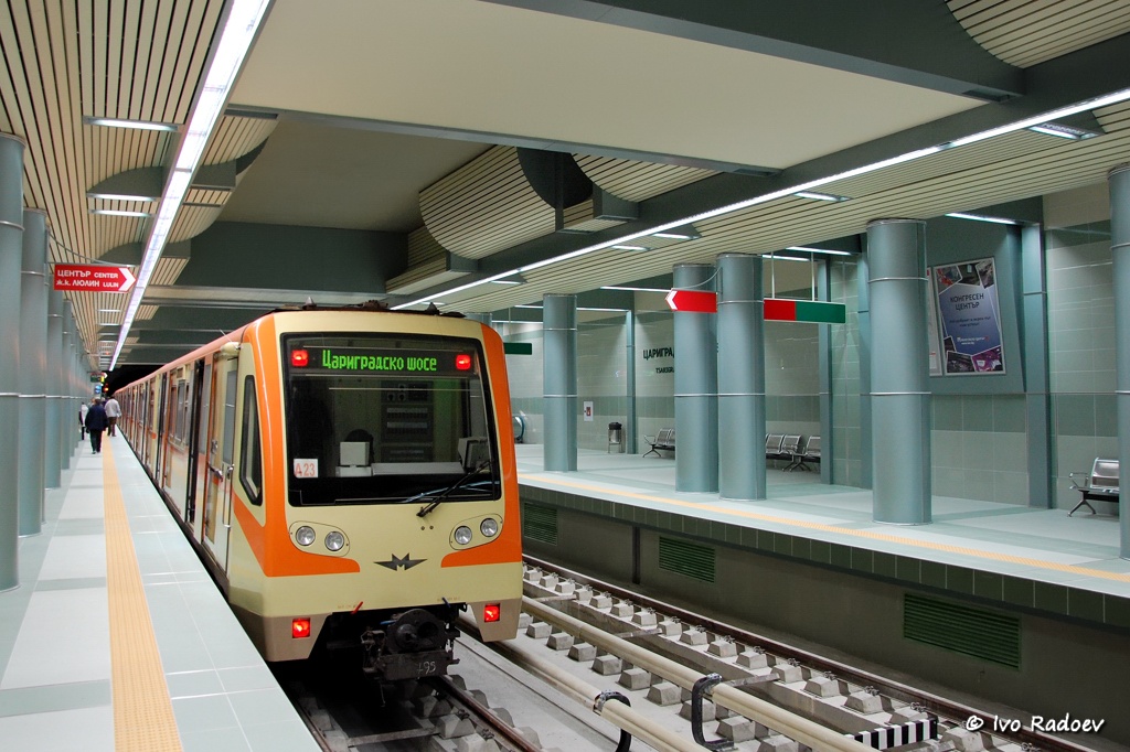 Sofia, 81-740.2 Nr. 2005; Sofia — Commissioning of the new stations “Mladost 3” and “Tsarigradsko Shose” — 25.04.2012; Sofia — Metro — [1] First Subway diameter — red line