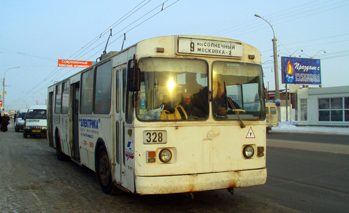 Omsk, ZiU-682V10 Nr. 328