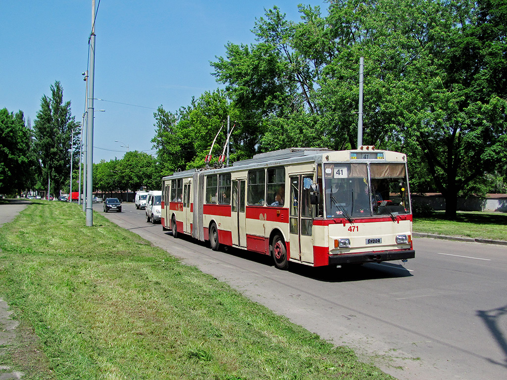 Киев, Škoda 15Tr02/6 № 471