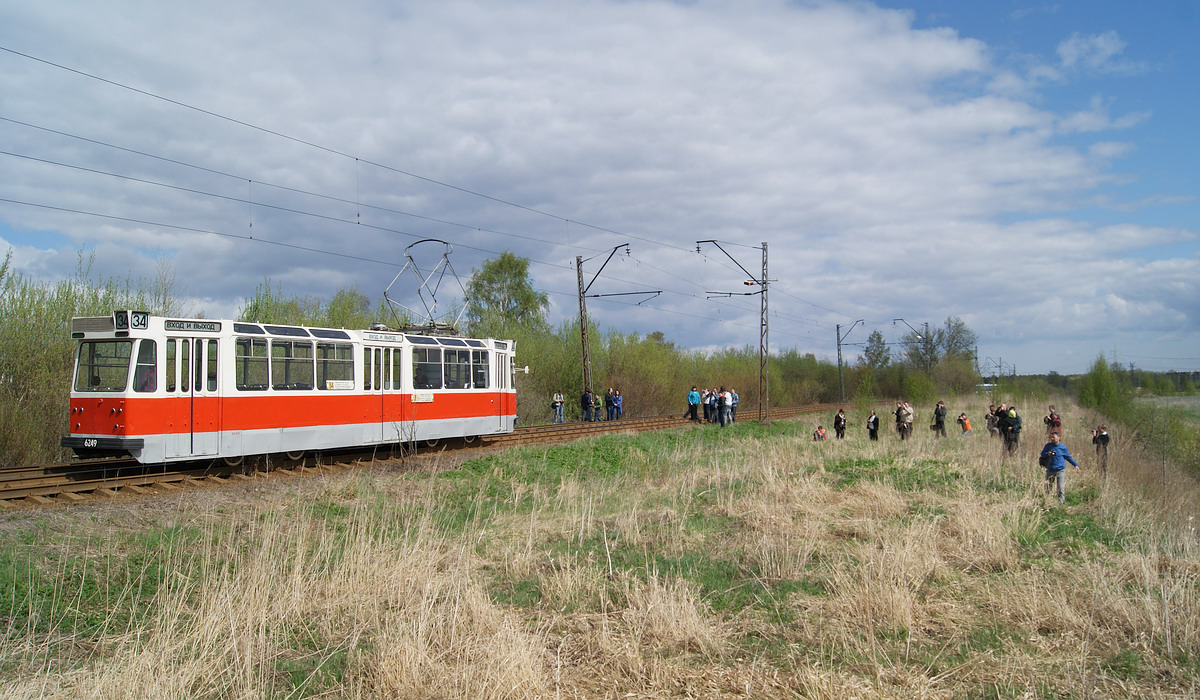 Saint-Petersburg — Charter ride with LM-68 to Strelna and Sosnovaya Polyana 13.05.2012