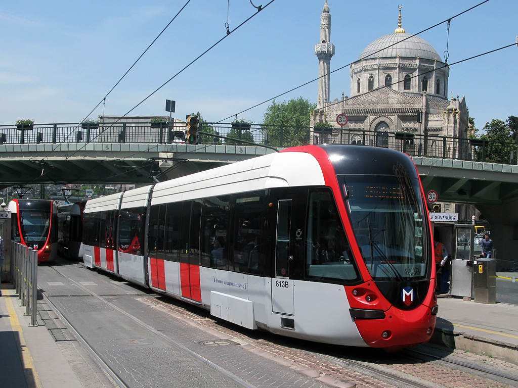 Стамбул, Alstom Citadis 304 № 813