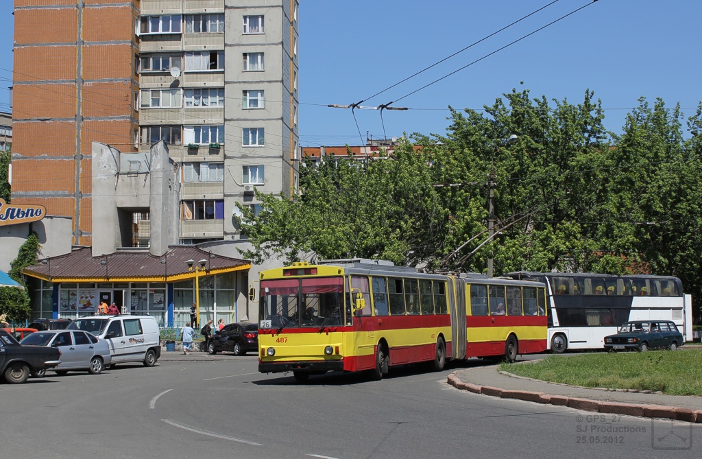 Киев, Škoda 15Tr03/6 № 487
