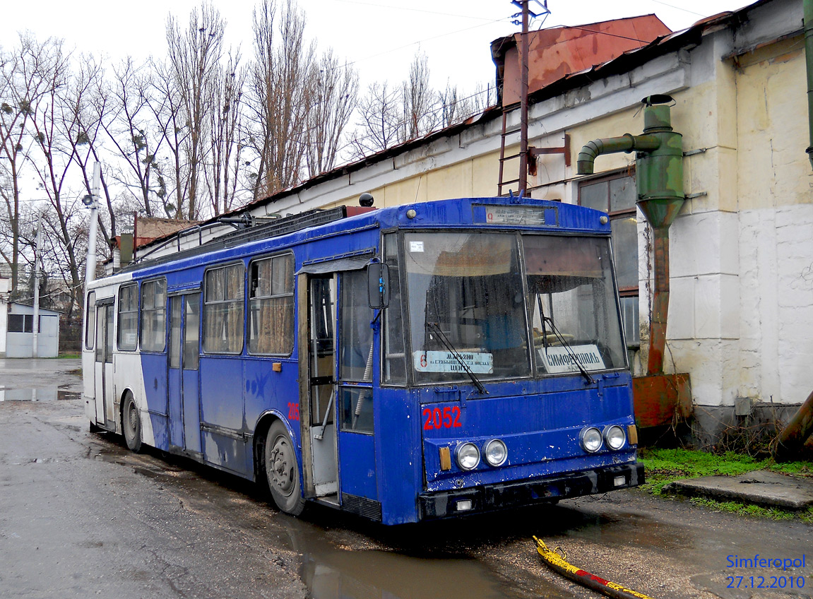 Crimean trolleybus, Škoda 14Tr02/6 № 2052