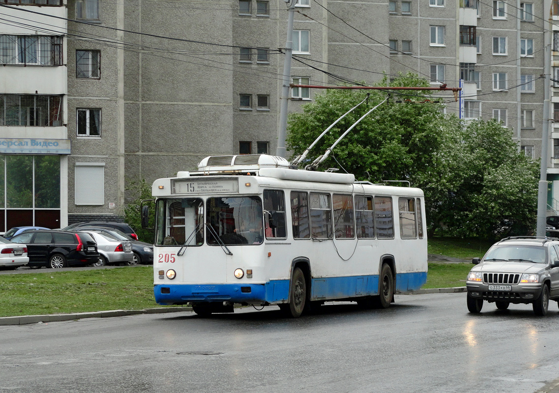 Yekaterinburg, BTZ-5276-04 č. 205