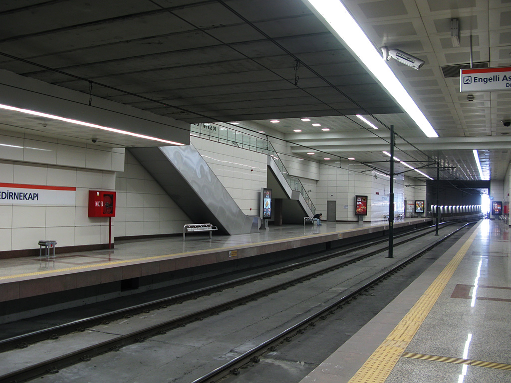 Istanbul — T4 light rail line (Topkapı — Mescid-i Selam) — Miscellaneous photos