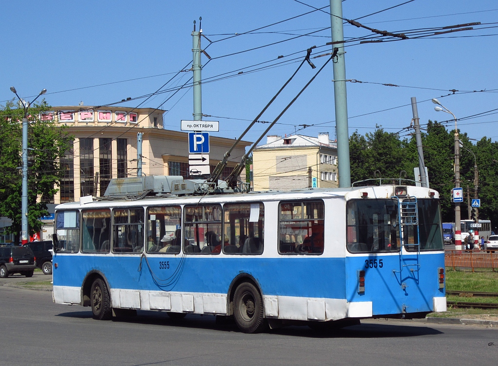 Nizhny Novgorod, Nizhtroll (ZiU-682G) # 3555