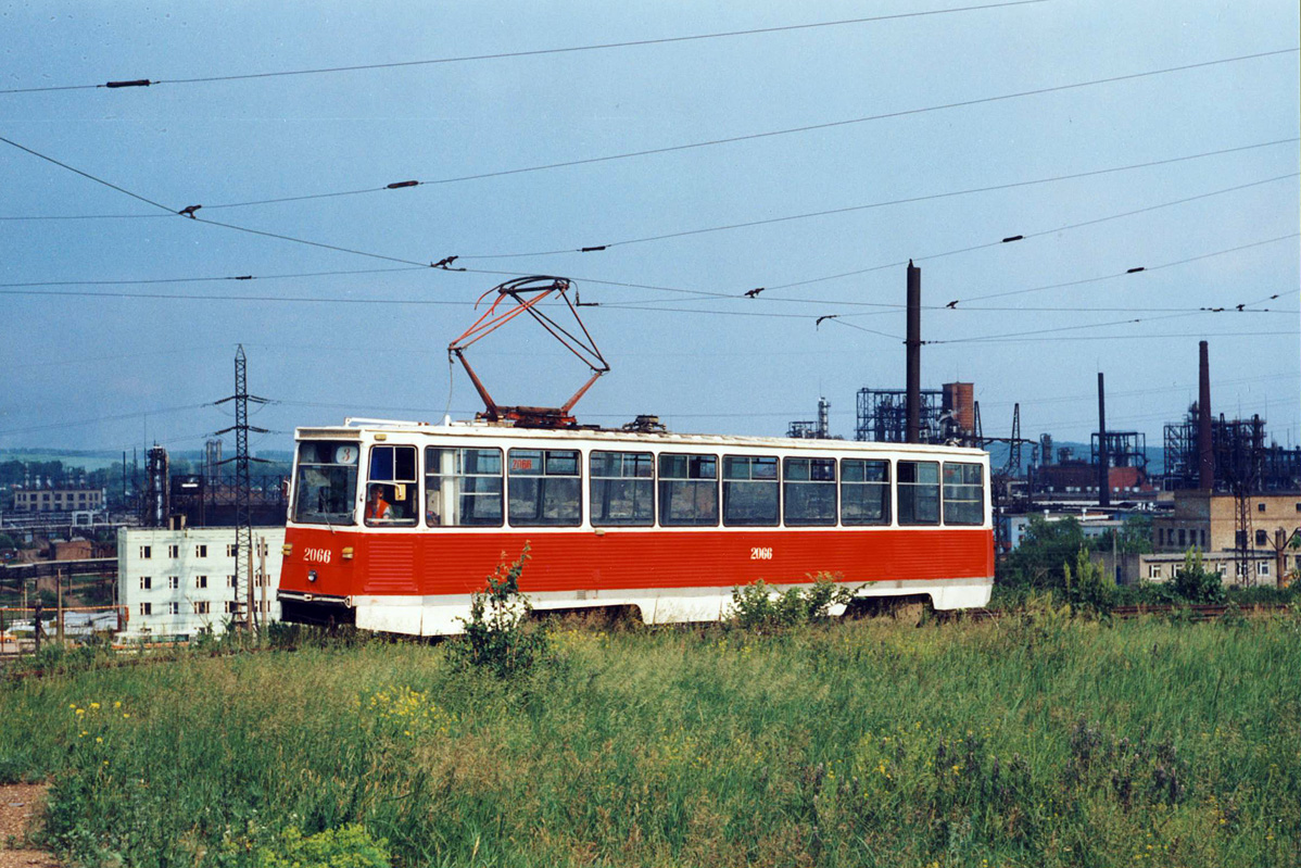Уфа, 71-605А № 2066; Уфа — Закрытые трамвайные линии; Уфа — Исторические фотографии